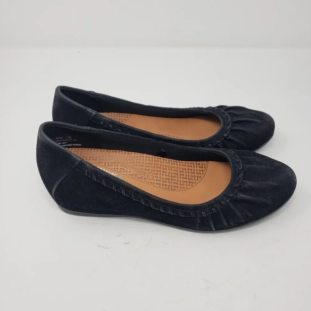 POSTURE by Baretraps Black Wedges